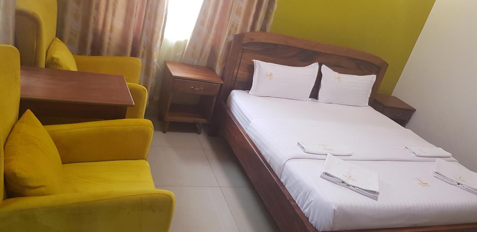 Fort Heights Homestay フォート・ポータル 部屋 写真