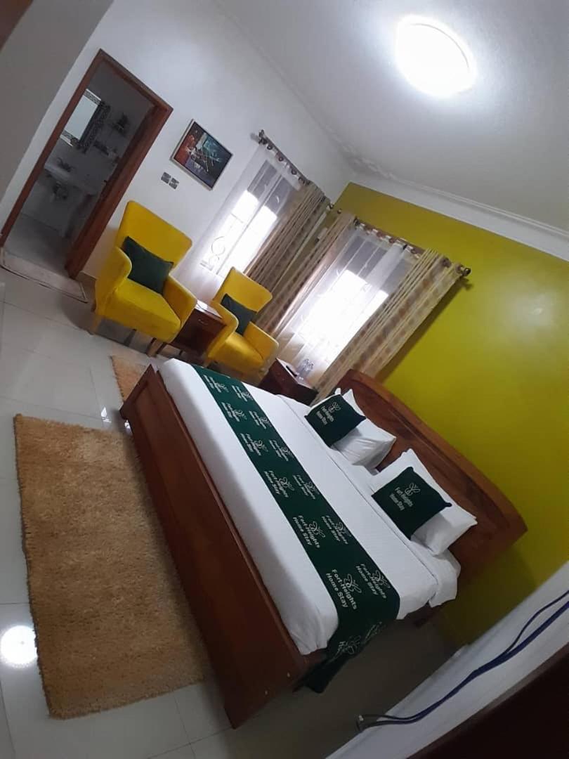 Fort Heights Homestay フォート・ポータル エクステリア 写真